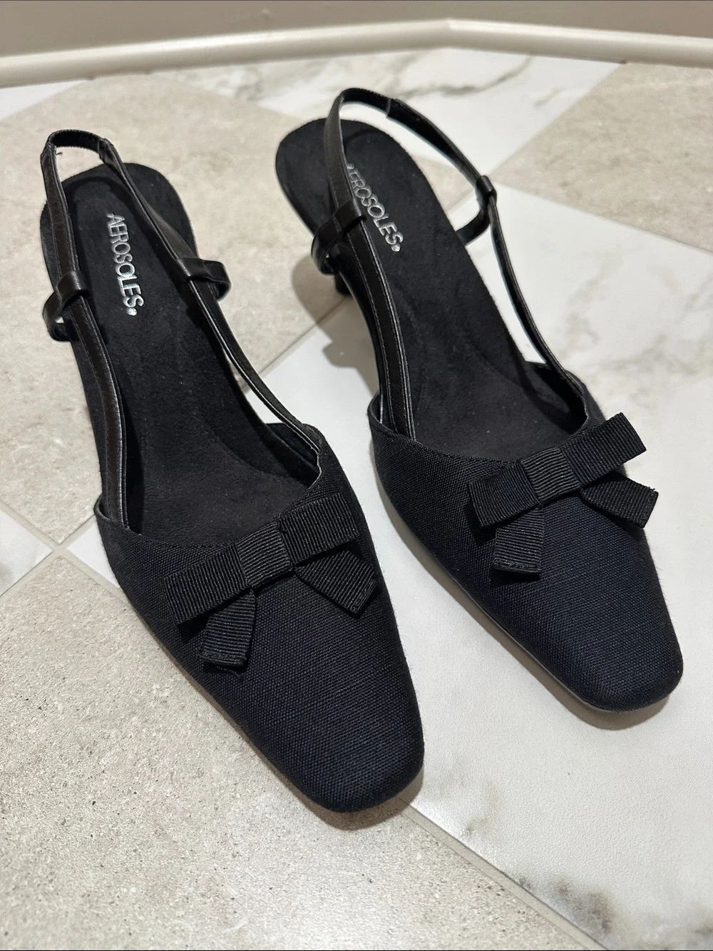 AEROSOLES Black Pointed Toe Slingback Flats with Bow